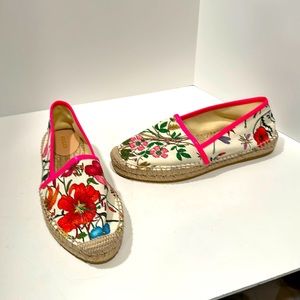 Gucci designer flats